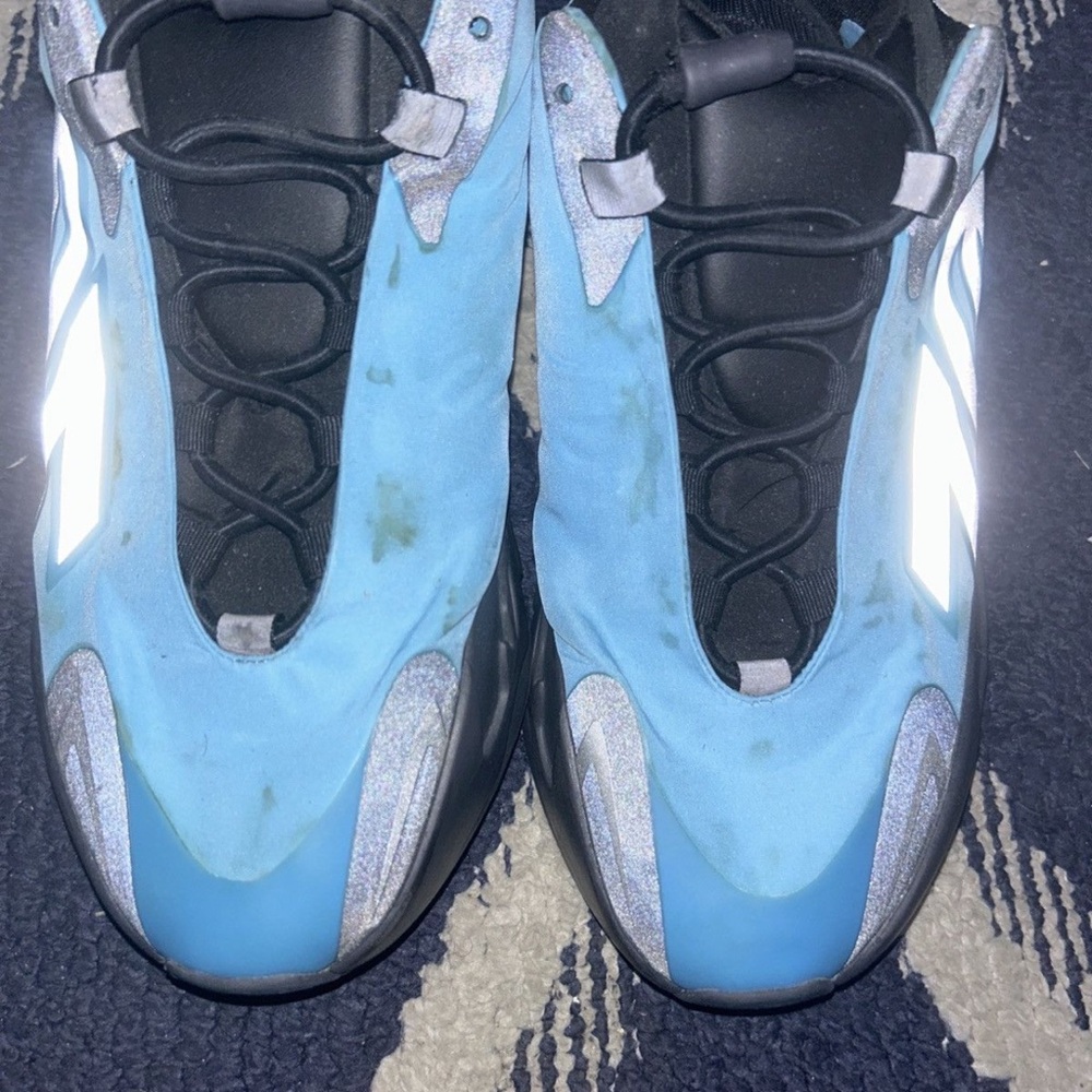 Yeezy 700 baby blue